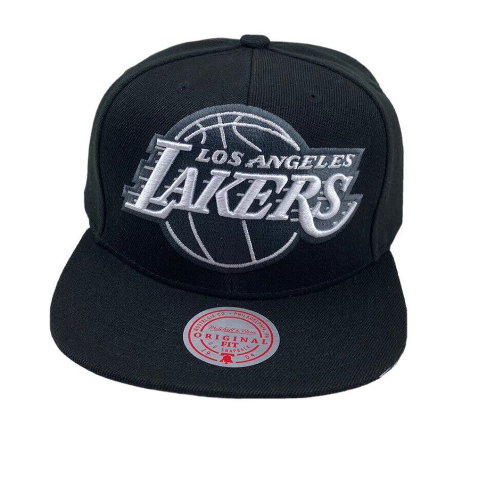 Mitchell & Ness Iridescent Xl Logo Snapback Los Angeles Lakers …